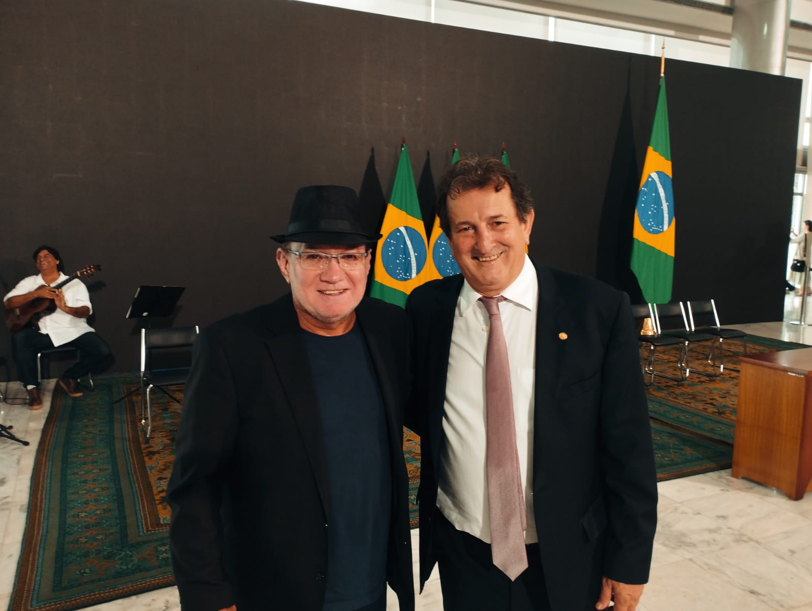 Toninho com deputado federal Nilto Tatto, (PT/SP) no Palácio do Planalto